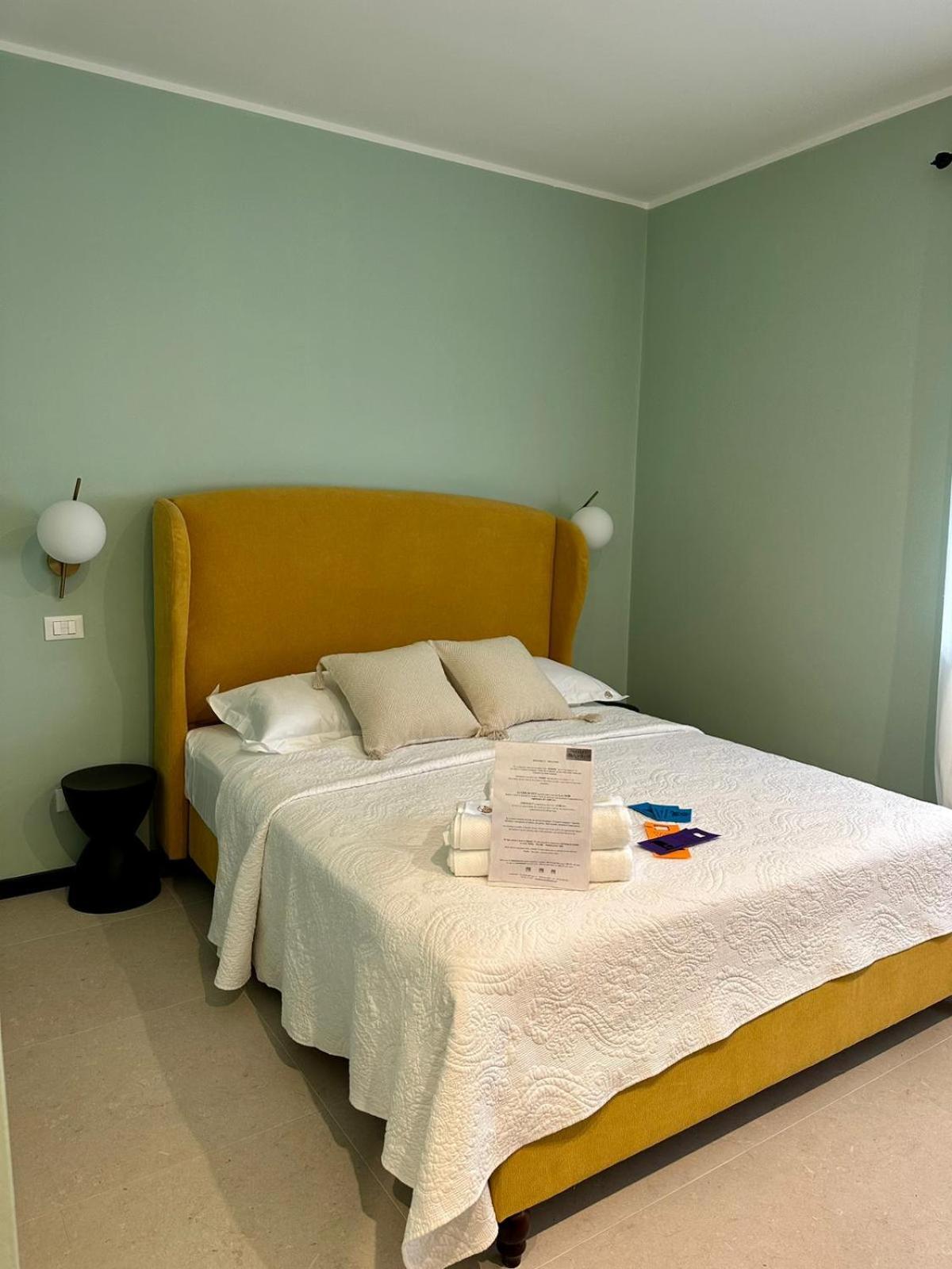 Mandarin Apulia 19 B&B Бари Экстерьер фото